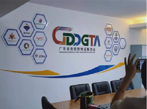 江华公司走廊文化墙如何设计布置？